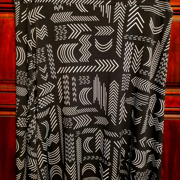 LuLaRoe Dresses & Skirts - NWT LuLaRoe Azure Midi-Skirt - XL